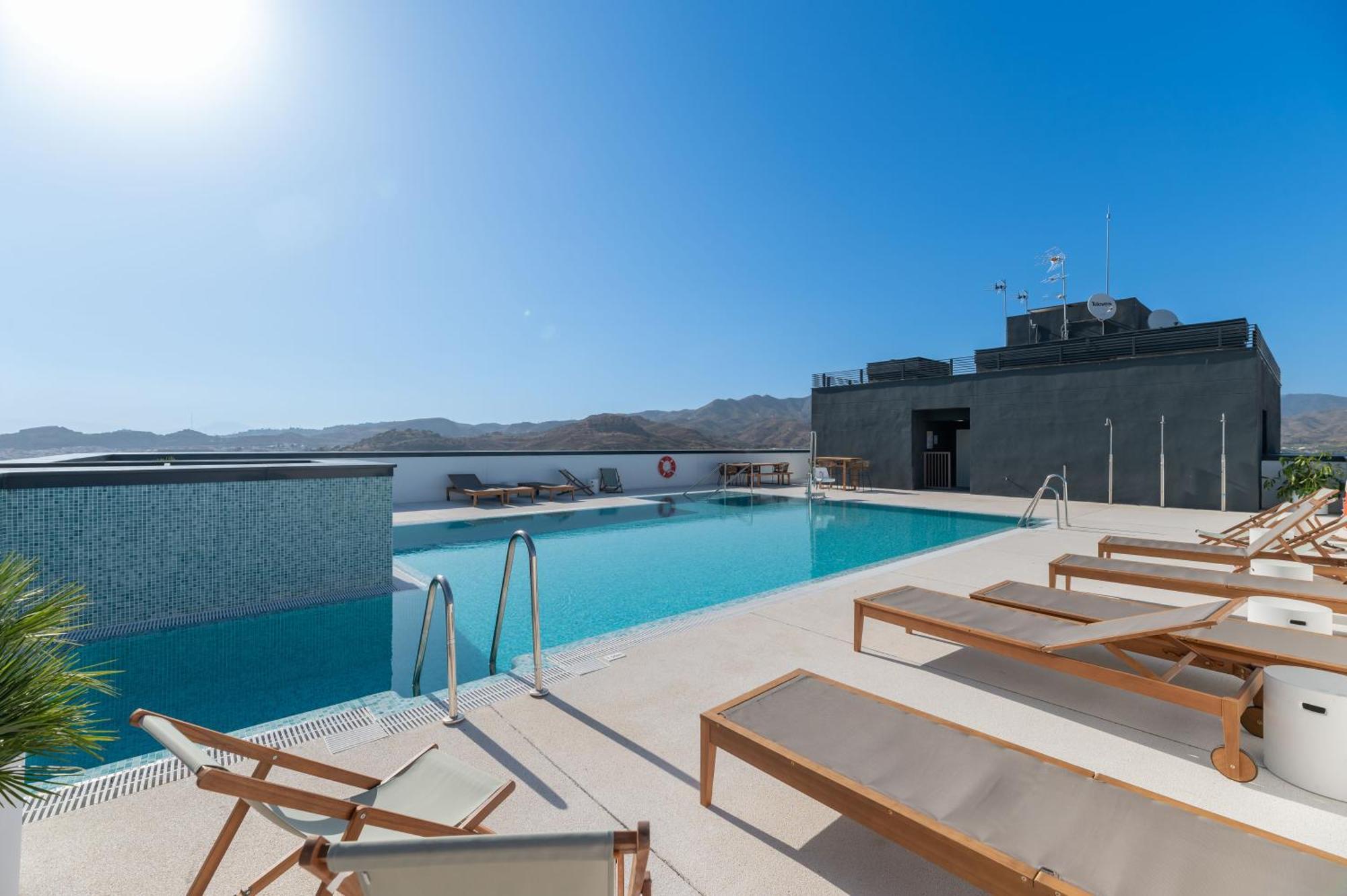 Xpce Urban 3 Malaga Skyline - Parking Free Appartement Buitenkant foto
